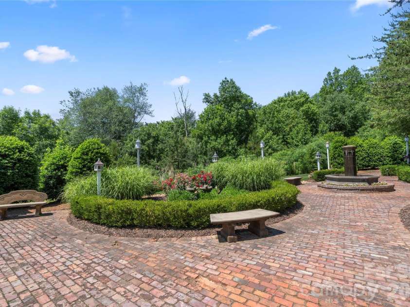 17726 Morehampton Avenue, Cornelius, NC 28031.  MLS# CAR4382566, YatesRealty ID 25015. 