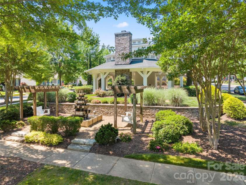 17726 Morehampton Avenue, Cornelius, NC 28031.  MLS# CAR4382566, YatesRealty ID 25015. 
