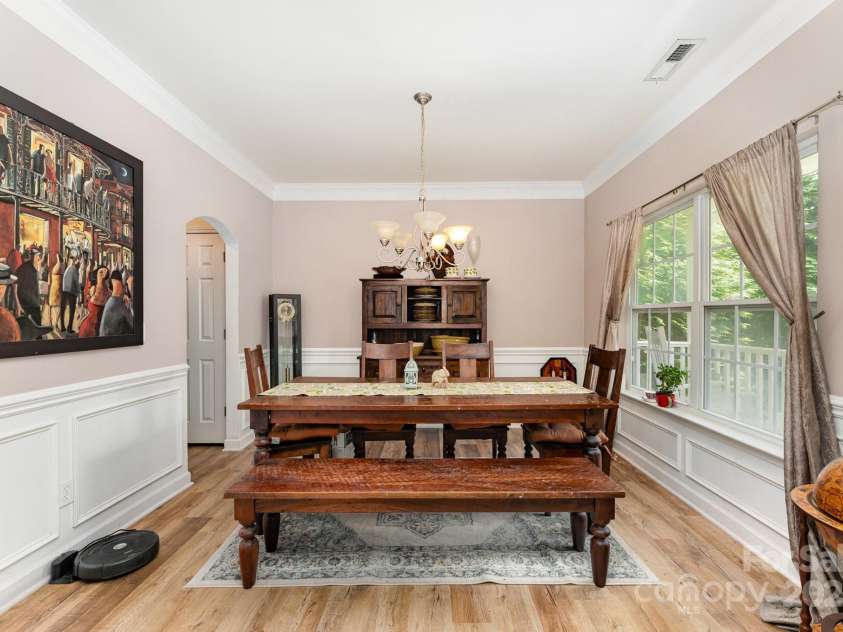 7218 Cascading Pines Drive, Fort Mill, SC 29708.  MLS# CAR4272860, YatesRealty ID 25016. 
