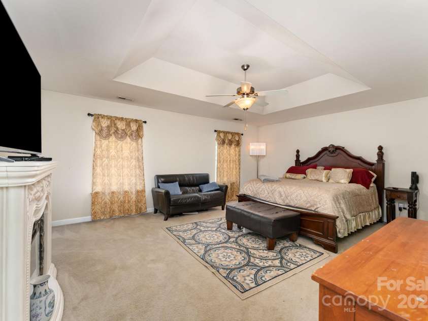 7218 Cascading Pines Drive, Fort Mill, SC 29708.  MLS# CAR4272860, YatesRealty ID 25016. 