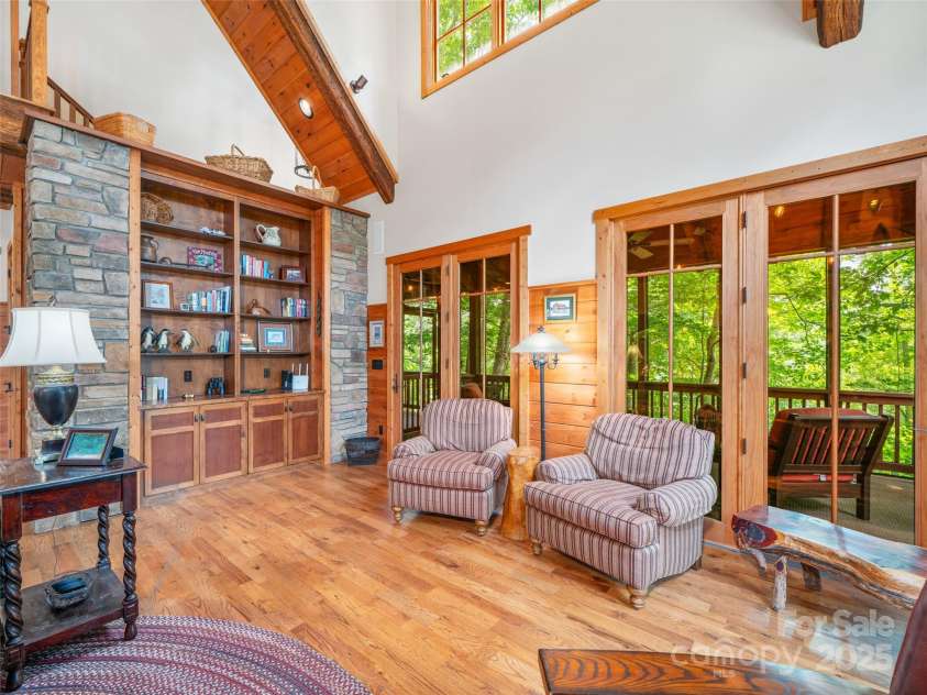 354 Vance Gap Road, Asheville, NC 28804.  MLS# CAR4172089, YatesRealty ID 25017. 