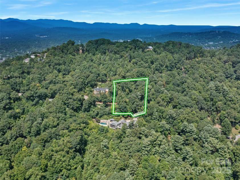 354 Vance Gap Road, Asheville, NC 28804.  MLS# CAR4172089, YatesRealty ID 25017. 