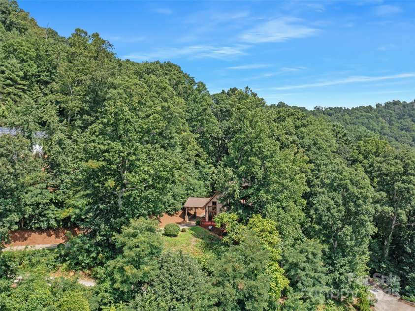 354 Vance Gap Road, Asheville, NC 28804.  MLS# CAR4172089, YatesRealty ID 25017. 