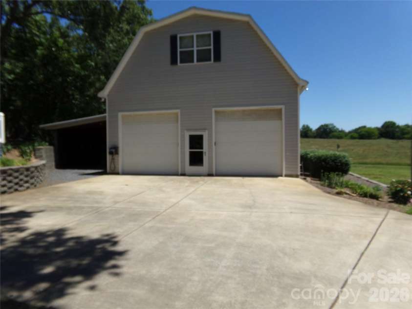 4396 Nc Hwy 200 Highway, Stanfield, NC 28163.  MLS# CAR4380890, YatesRealty ID 25017. Detached garage
