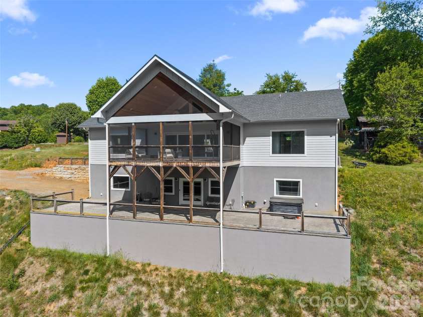 123 Israel Road, Candler, NC 28715.  MLS# CAR4383892, YatesRealty ID 25018. 