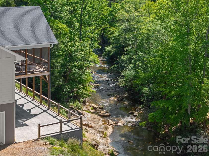 123 Israel Road, Candler, NC 28715.  MLS# CAR4383892, YatesRealty ID 25018. 