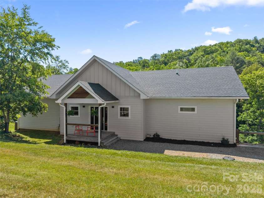 123 Israel Road, Candler, NC 28715.  MLS# CAR4383892, YatesRealty ID 25018. 