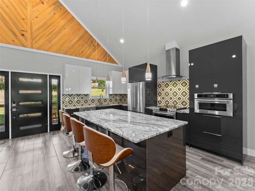 123 Israel Road, Candler, NC 28715.  MLS# CAR4383892, YatesRealty ID 25018. 