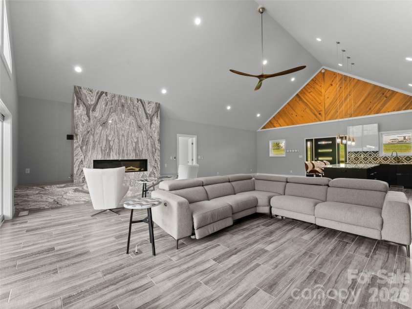 123 Israel Road, Candler, NC 28715.  MLS# CAR4383892, YatesRealty ID 25018. 