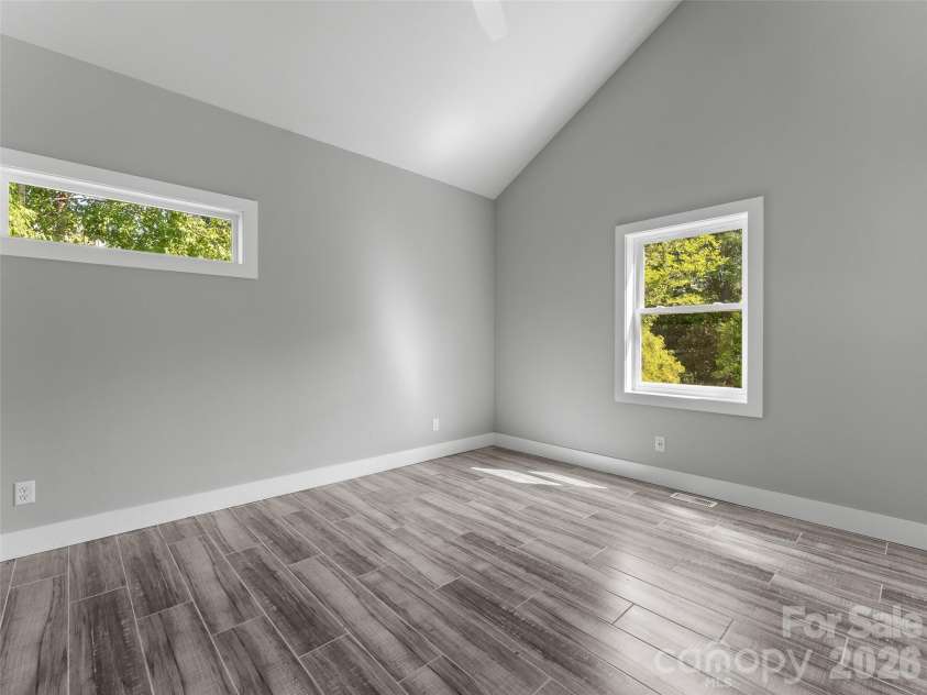 123 Israel Road, Candler, NC 28715.  MLS# CAR4383892, YatesRealty ID 25018. 