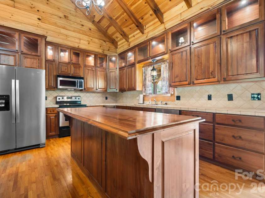 4659 Dysartsville Road, Morganton, NC 28655.  MLS# CAR4382821, YatesRealty ID 25019. 
