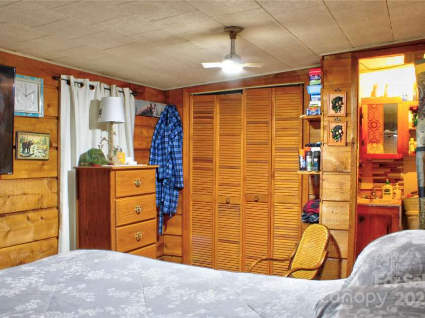 895 Laurel Valley Road, Mars Hill, NC 28754.  MLS# CAR4232907, YatesRealty ID 2502. 