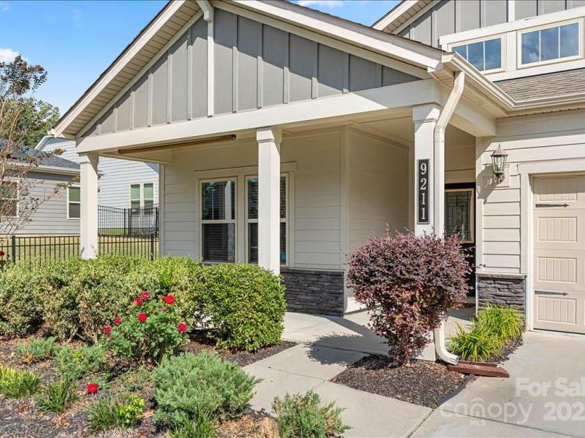 9211 Grisons Court, Charlotte, NC 28278.  MLS# CAR4314325, YatesRealty ID 2502. 