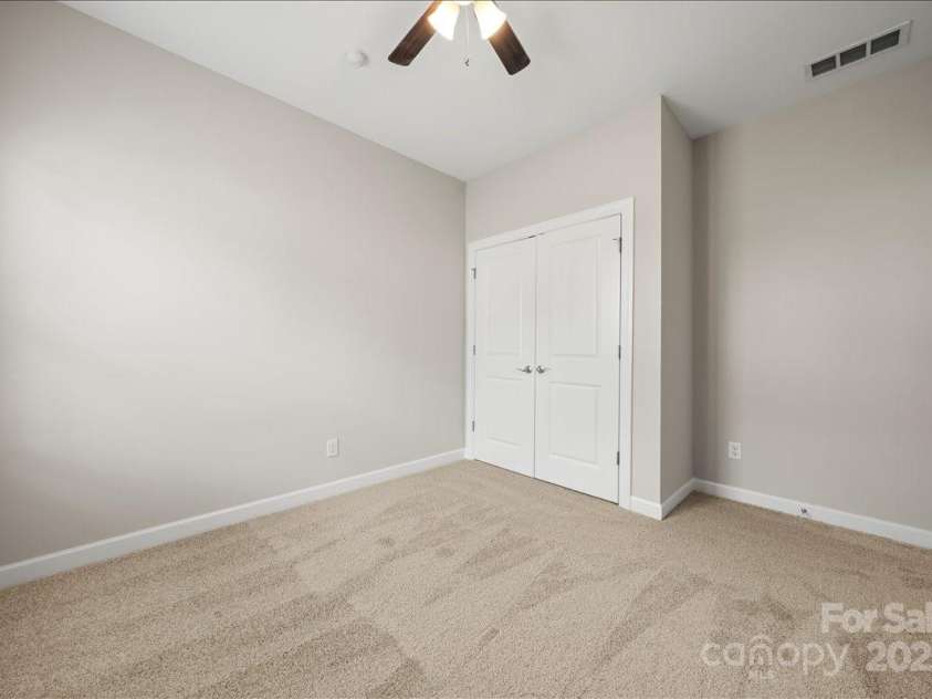 9211 Grisons Court, Charlotte, NC 28278.  MLS# CAR4314325, YatesRealty ID 2502. 