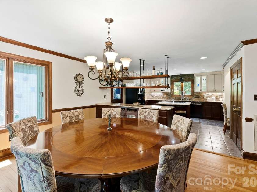 304 Eagles Walk, Gastonia, NC 28056.  MLS# CAR4384485, YatesRealty ID 25020. 