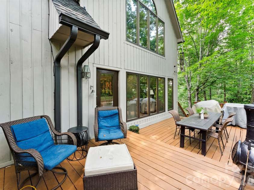 304 Eagles Walk, Gastonia, NC 28056.  MLS# CAR4384485, YatesRealty ID 25020. 
