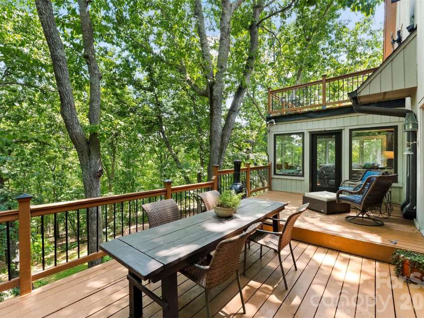 304 Eagles Walk, Gastonia, NC 28056.  MLS# CAR4384485, YatesRealty ID 25020. 