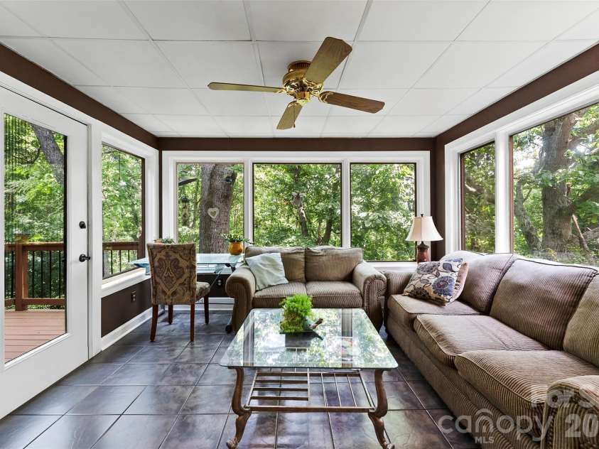 304 Eagles Walk, Gastonia, NC 28056.  MLS# CAR4384485, YatesRealty ID 25020. 