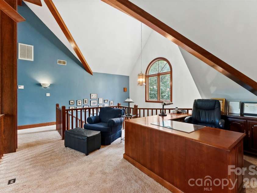 304 Eagles Walk, Gastonia, NC 28056.  MLS# CAR4384485, YatesRealty ID 25020. 