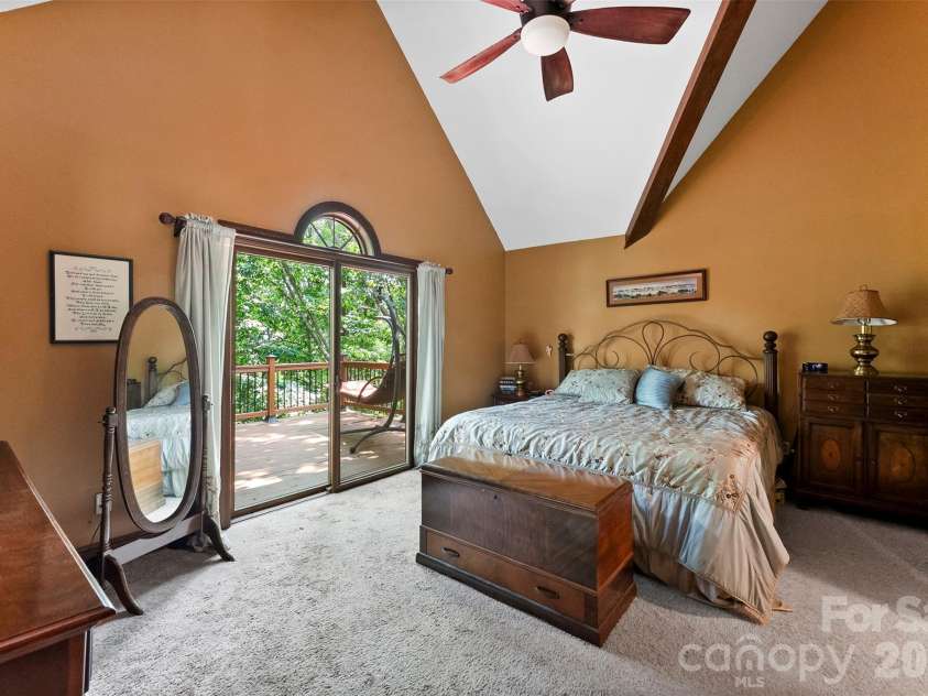 304 Eagles Walk, Gastonia, NC 28056.  MLS# CAR4384485, YatesRealty ID 25020. 