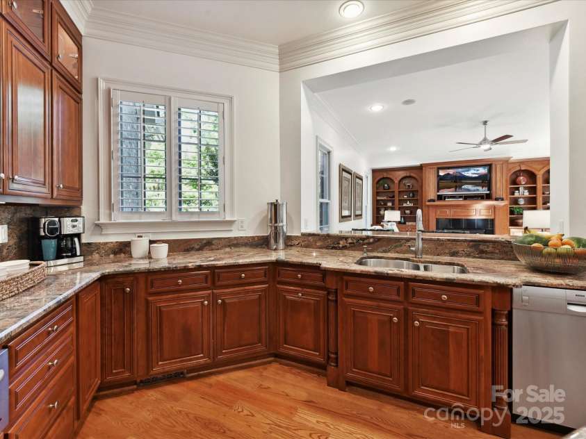 9000 Whirlaway Lane, Waxhaw, NC 28173.  MLS# CAR4274594, YatesRealty ID 25020. 