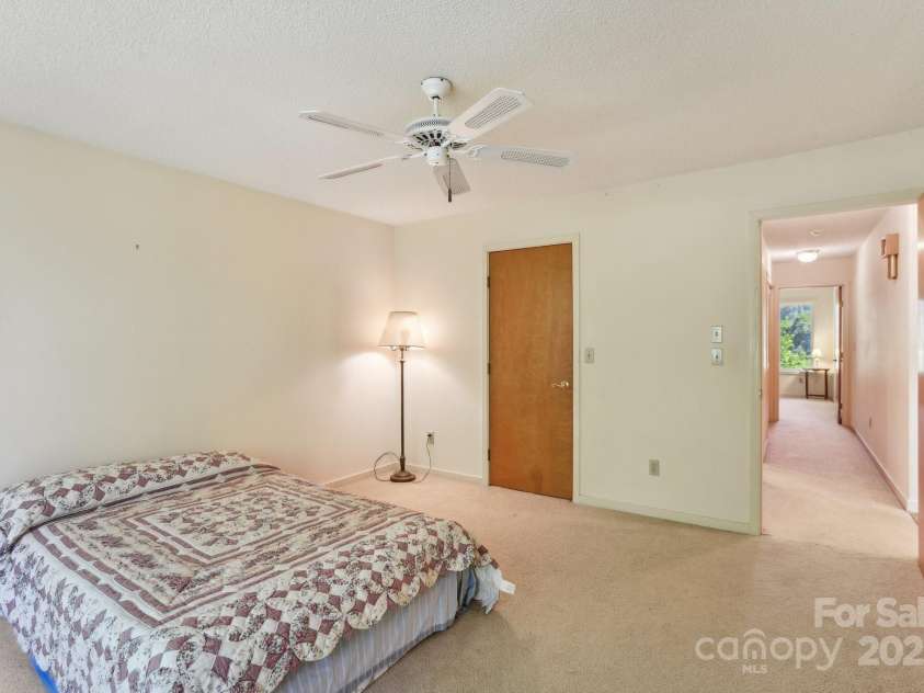2281 Bearwallow Road, Edneyville, NC 28792.  MLS# CAR4234410, YatesRealty ID 25021. 