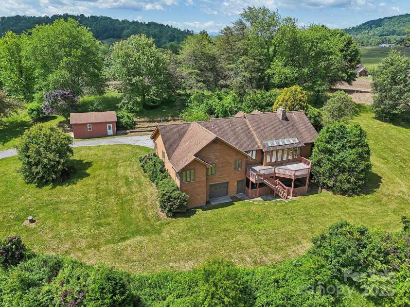 2281 Bearwallow Road, Edneyville, NC 28792.  MLS# CAR4234410, YatesRealty ID 25021. 