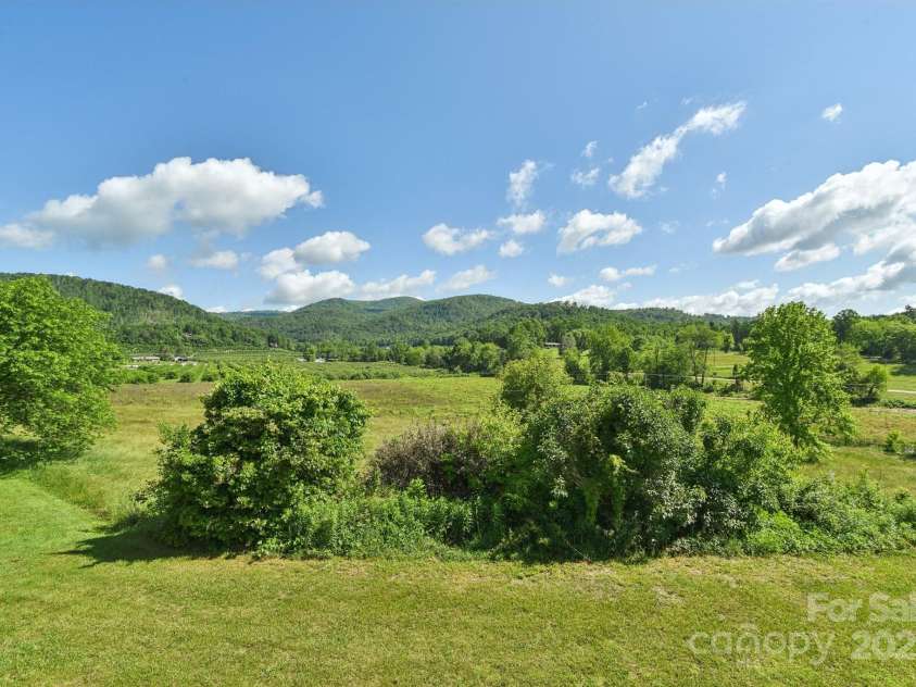 2281 Bearwallow Road, Edneyville, NC 28792.  MLS# CAR4234410, YatesRealty ID 25021. Pastoral beauty!
