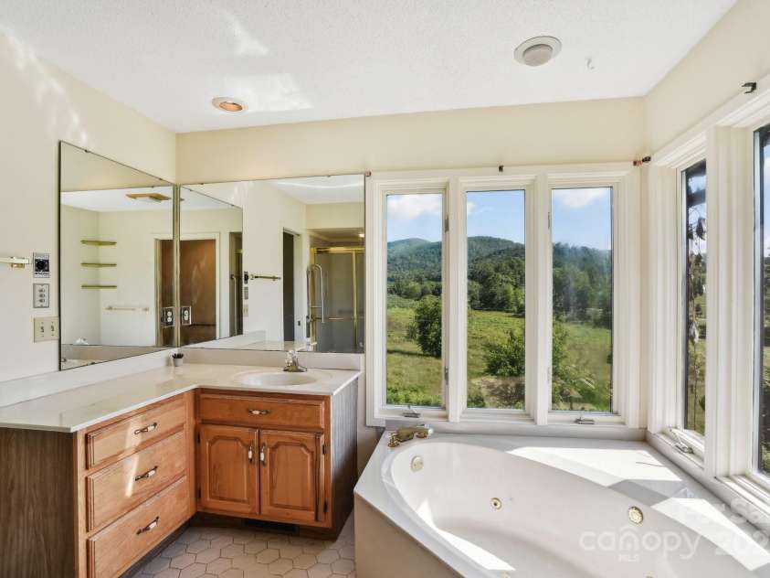 2281 Bearwallow Road, Edneyville, NC 28792.  MLS# CAR4234410, YatesRealty ID 25021. Primary Bath