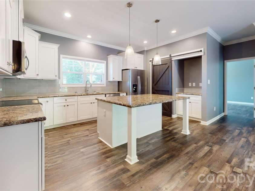 2 Watsell Drive, Leicester, NC 28748.  MLS# CAR4384323, YatesRealty ID 25022. 
