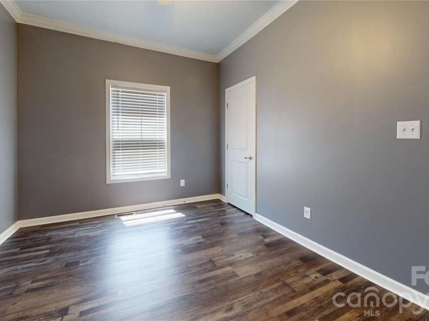 2 Watsell Drive, Leicester, NC 28748.  MLS# CAR4384323, YatesRealty ID 25022. 