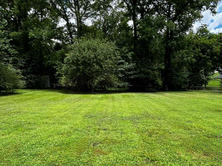 404 Sycamore Road, Salisbury, NC 28147.  MLS# CAR4277871, YatesRealty ID 25022. 