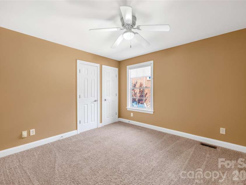 9325 Brown Gelly Drive, Huntersville, NC 28078.  MLS# CAR4340317, YatesRealty ID 25023. 