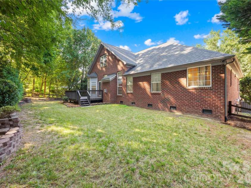 9325 Brown Gelly Drive, Huntersville, NC 28078.  MLS# CAR4340317, YatesRealty ID 25023. 