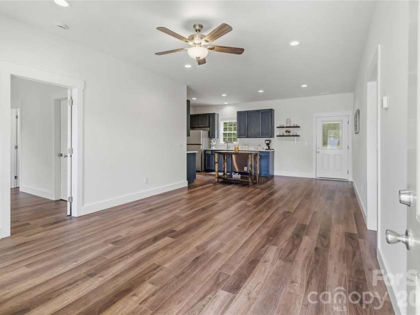 113-B Brookwood Street, Chester, SC 29706.  MLS# CAR4375468, YatesRealty ID 25024. 