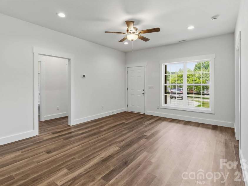 113-B Brookwood Street, Chester, SC 29706.  MLS# CAR4375468, YatesRealty ID 25024. 