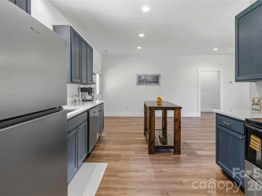113-B Brookwood Street, Chester, SC 29706.  MLS# CAR4375468, YatesRealty ID 25024. 