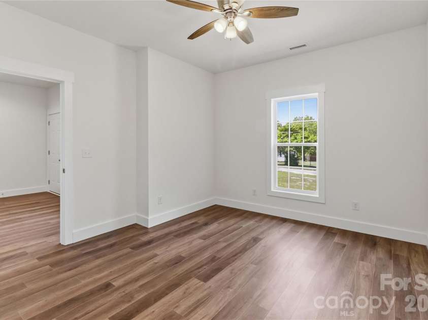 113-B Brookwood Street, Chester, SC 29706.  MLS# CAR4375468, YatesRealty ID 25024. 