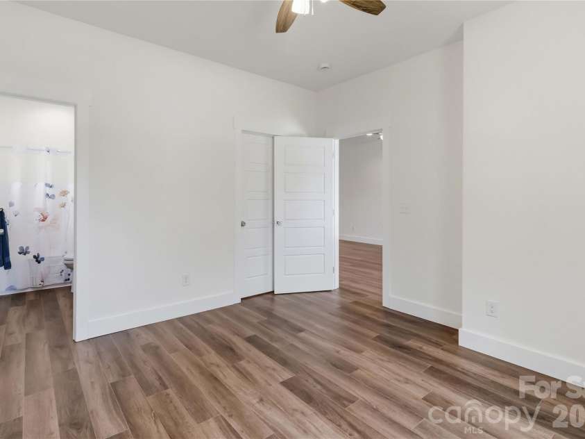 113-B Brookwood Street, Chester, SC 29706.  MLS# CAR4375468, YatesRealty ID 25024. 