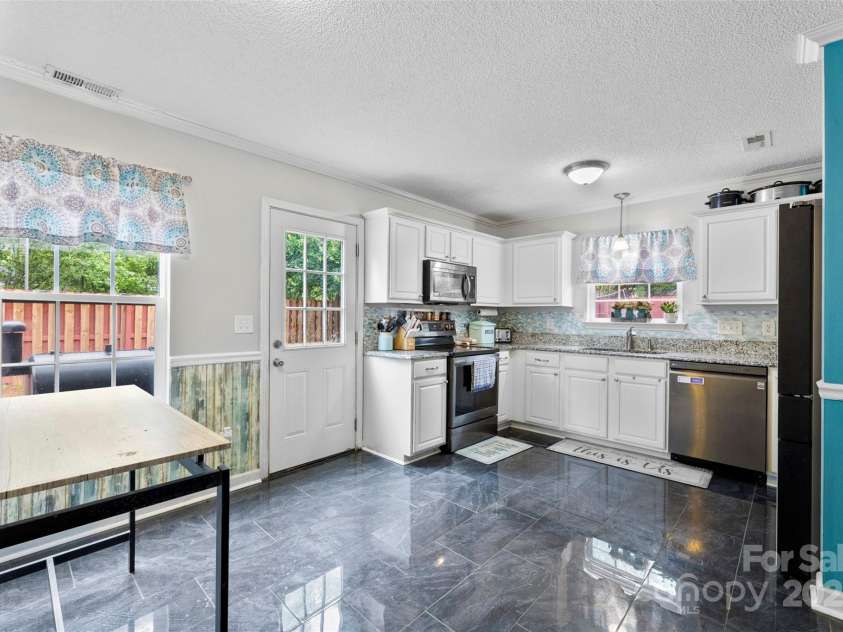 641 Saratoga Drive, Clover, SC 29710.  MLS# CAR4260686, YatesRealty ID 25024. 