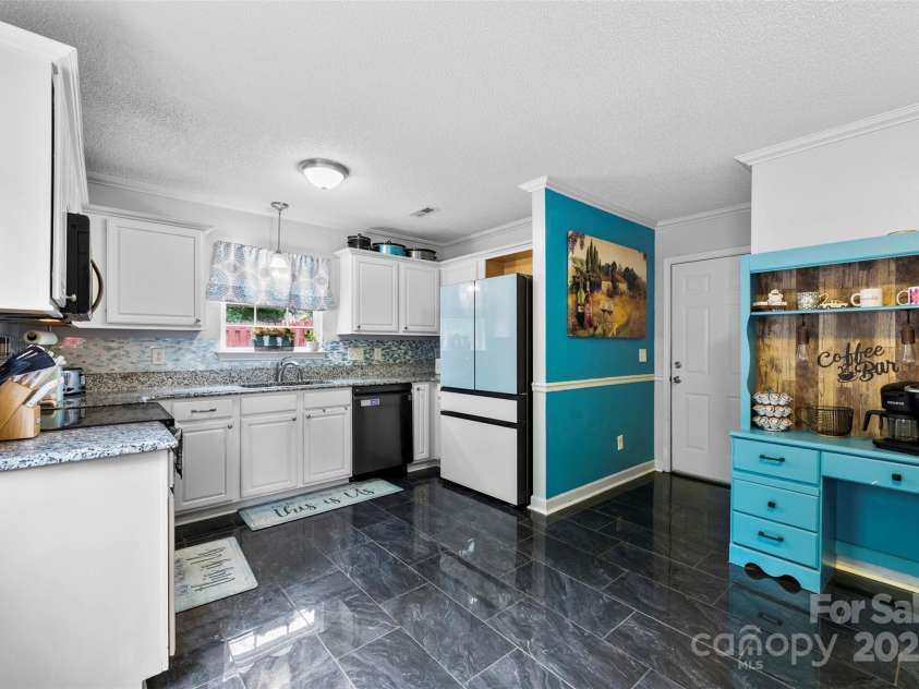 641 Saratoga Drive, Clover, SC 29710.  MLS# CAR4260686, YatesRealty ID 25024. 