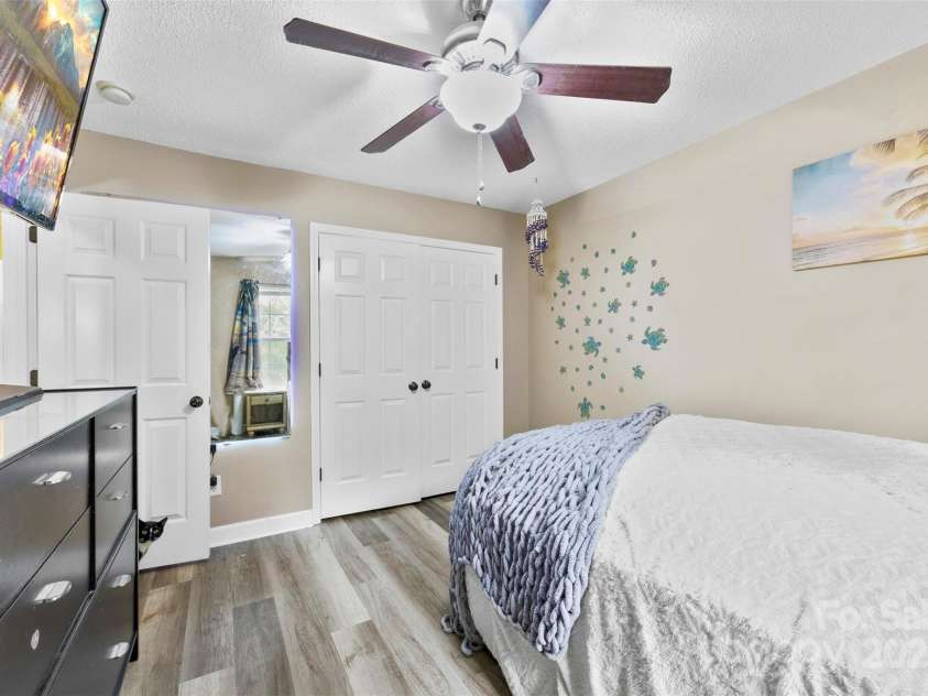 641 Saratoga Drive, Clover, SC 29710.  MLS# CAR4260686, YatesRealty ID 25024. 