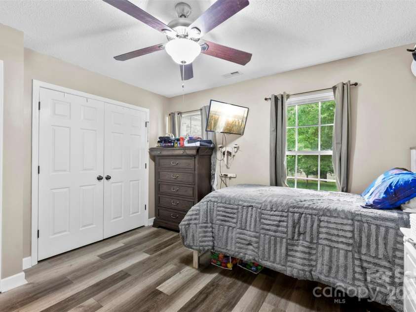 641 Saratoga Drive, Clover, SC 29710.  MLS# CAR4260686, YatesRealty ID 25024. 