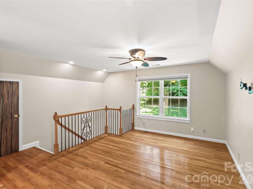 2700 Pencoyd Lane, Charlotte, NC 28210.  MLS# CAR4379709, YatesRealty ID 25025. 