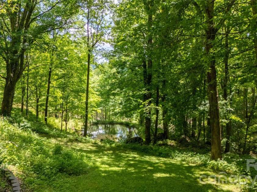 8 Westward Way, Bakersville, NC 28705.  MLS# CAR4384031, YatesRealty ID 25026. 