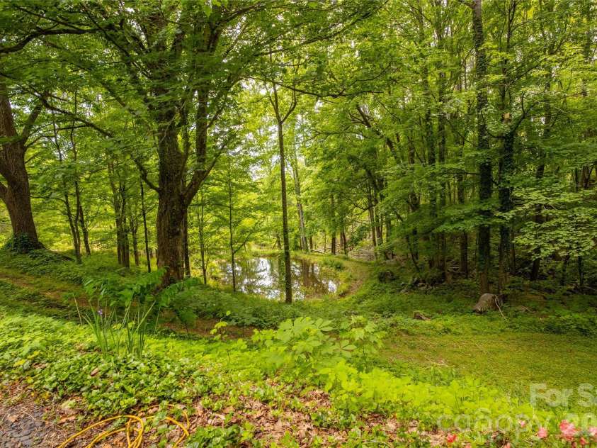 8 Westward Way, Bakersville, NC 28705.  MLS# CAR4384031, YatesRealty ID 25026. 