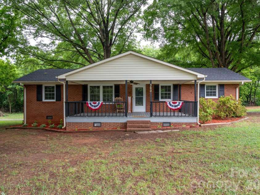 360 Trexler Loop, Salisbury, NC 28144.  MLS# CAR4337473, YatesRealty ID 25027. 