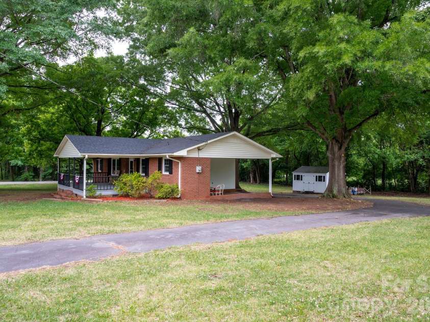 360 Trexler Loop, Salisbury, NC 28144.  MLS# CAR4337473, YatesRealty ID 25027. 