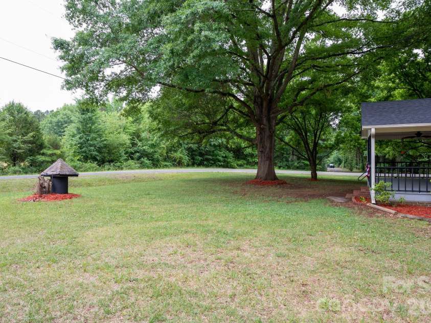 360 Trexler Loop, Salisbury, NC 28144.  MLS# CAR4337473, YatesRealty ID 25027. 