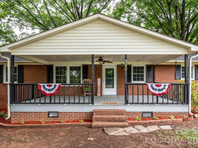 360 Trexler Loop, Salisbury, NC 28144.  MLS# CAR4337473, YatesRealty ID 25027. 